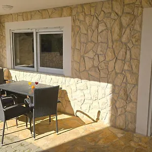 Apartmán Giovanni, Mandre