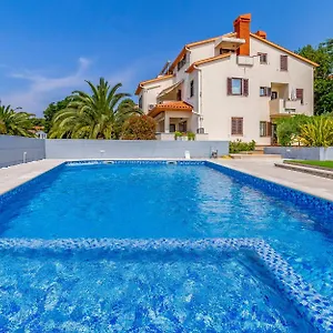 https://apartman-percan.in-istria.net